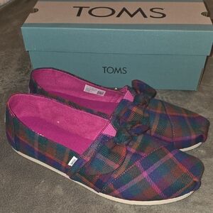 Toms Purple and Pink Flats with Soft Fabric